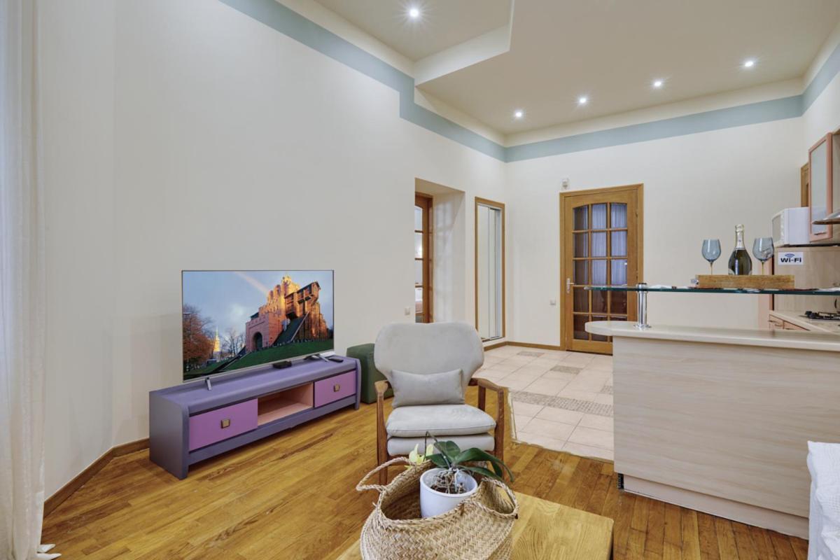 Apartments Near The Golden Gate Киев Экстерьер фото