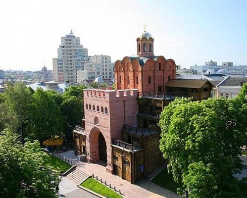 Apartments Near The Golden Gate Киев Экстерьер фото