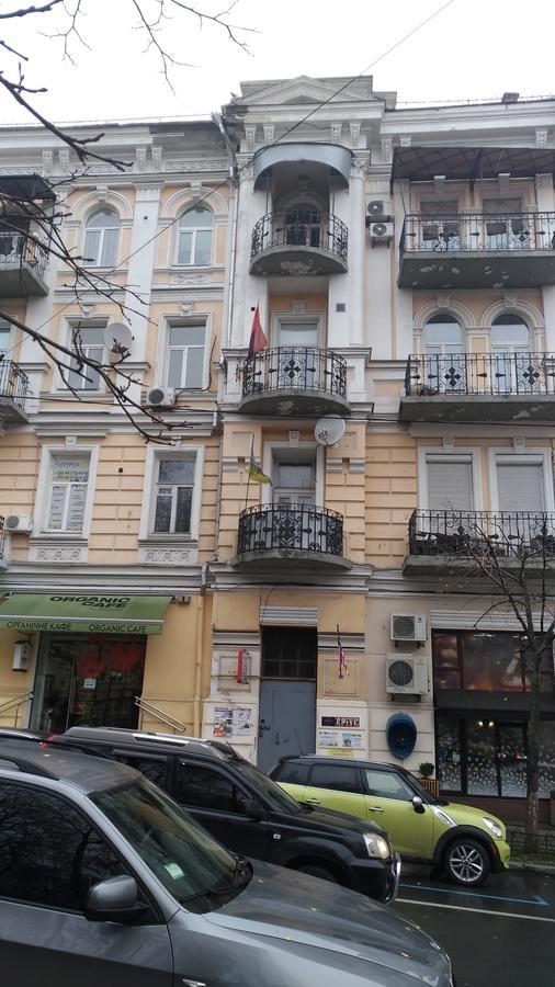 Apartments Near The Golden Gate Киев Экстерьер фото